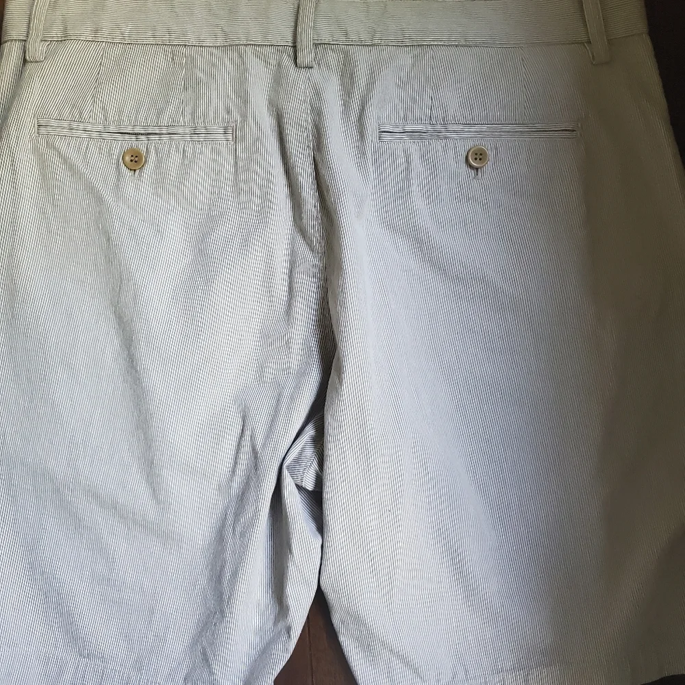 Banana republic men's shorts size 36